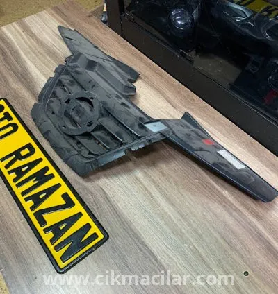 Nissan Juke 2012 2016 Model Uyumlu Orijinal Çıkma Ön Panjur