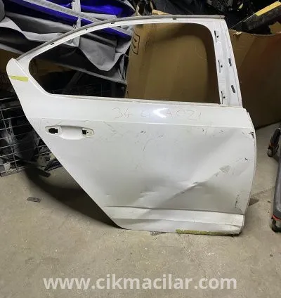 Skoda Octavia Model Orijinal Çıkma Sag Arka Kapı 1