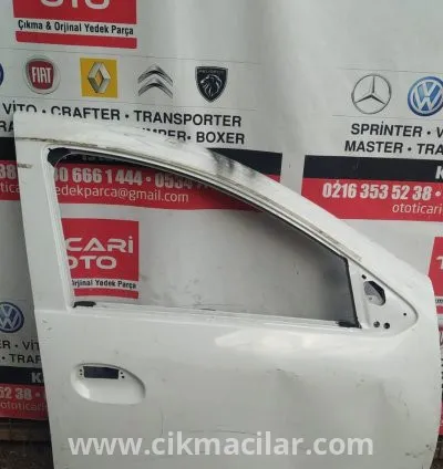 Renault Clio Sembol Model Orijinal Çıkma Sag Ön Kapı